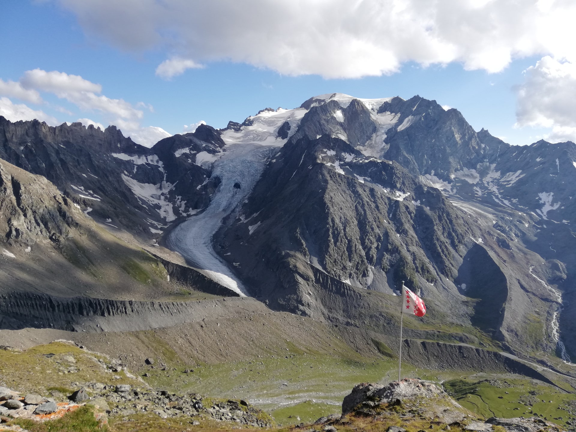 Cabane de Valsorey