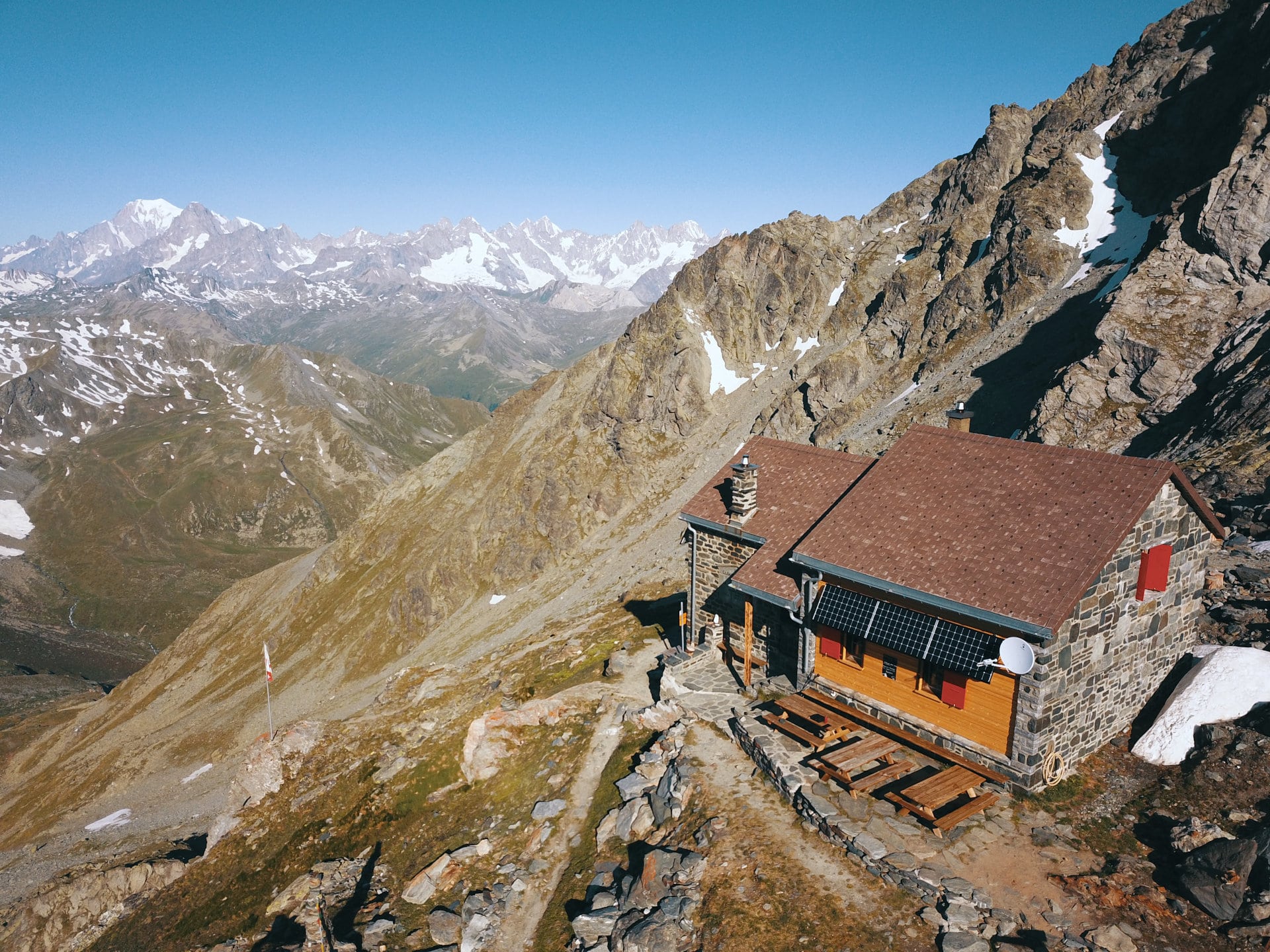 Cabane de Valsorey